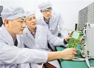 五一假期，他們選擇堅守崗位——致敬技術開發的青春力量